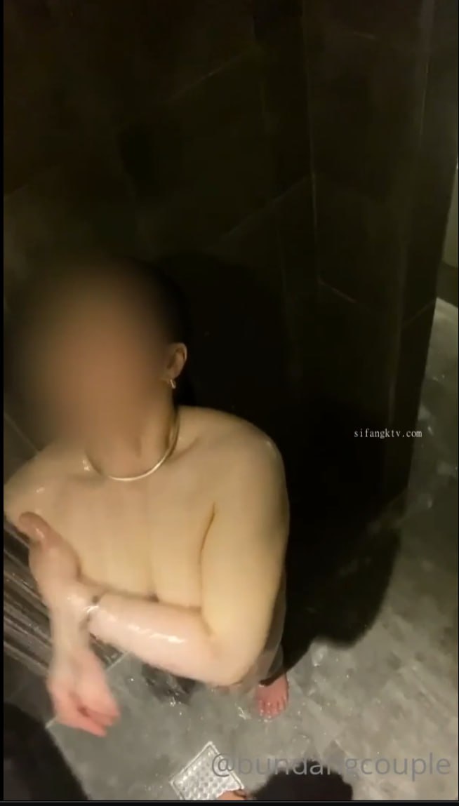 国产AV 皇家华人 HJ091 妄想发明TOY立体透视眼镜 玖玖